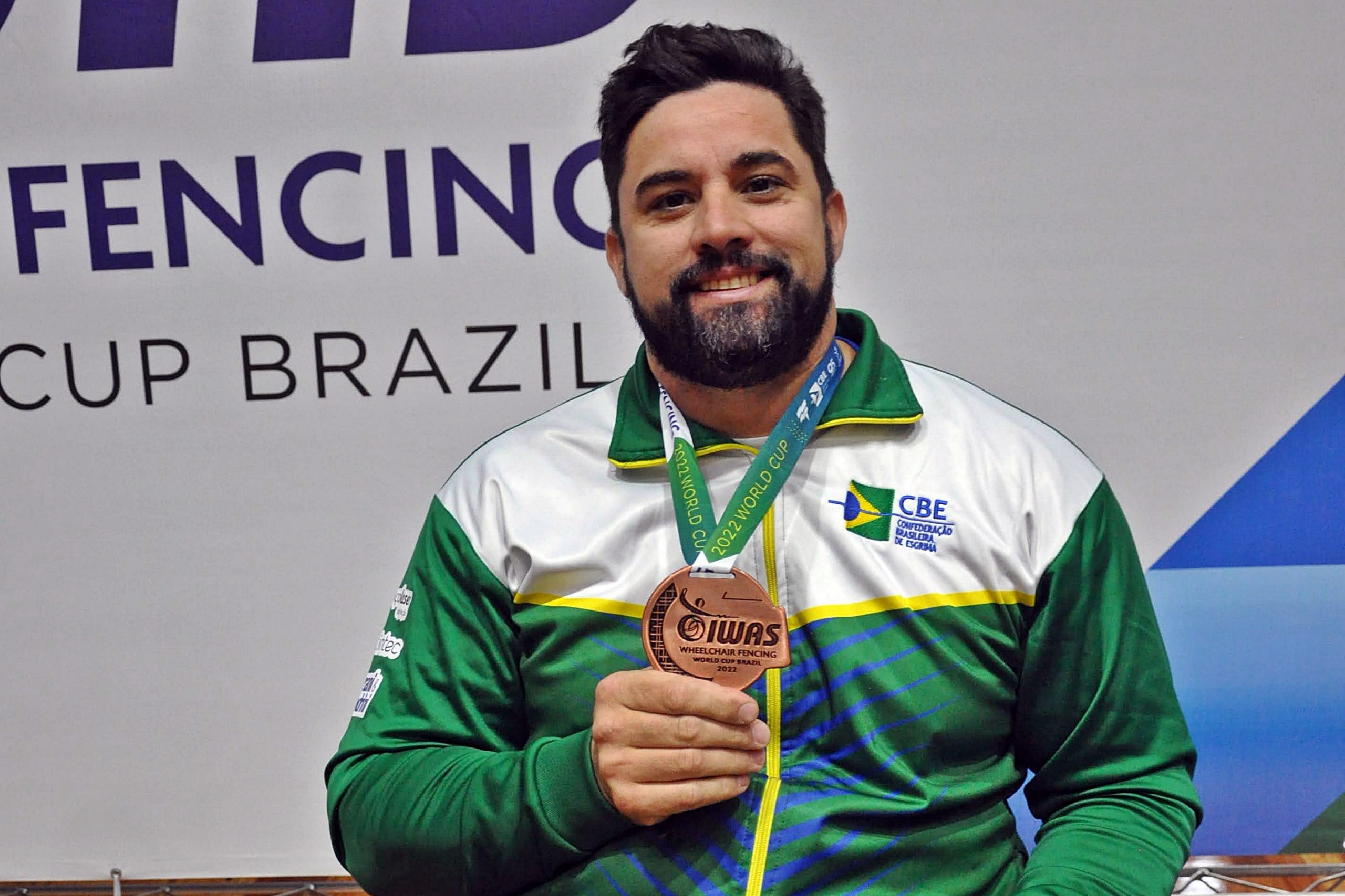 Jovane Guissone fatura a segunda medalha brasileira na Copa do Mundo de Paraesgrima