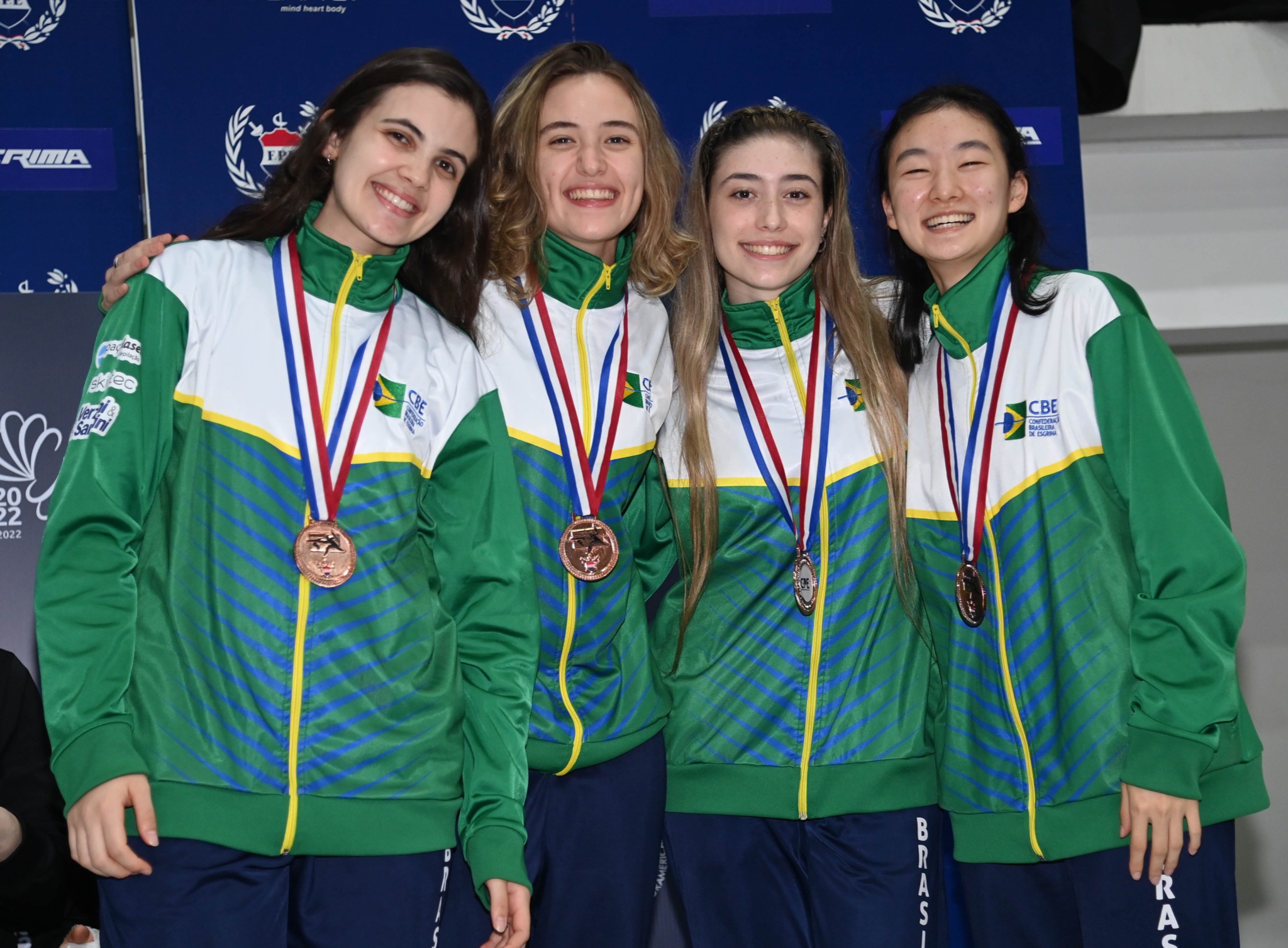 Em jogo com virada espetacular, Brasil conquista o bronze por equipes no sabre feminino do Campeonato Pan-Americano