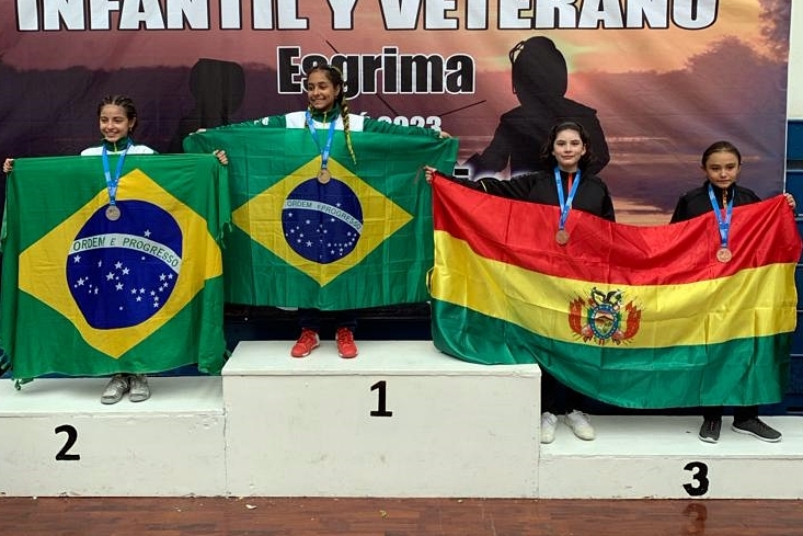 Brasil assume a liderança do quadro de medalhas no Campeonato Sul-Americano Infantil e Veterano, em Lima