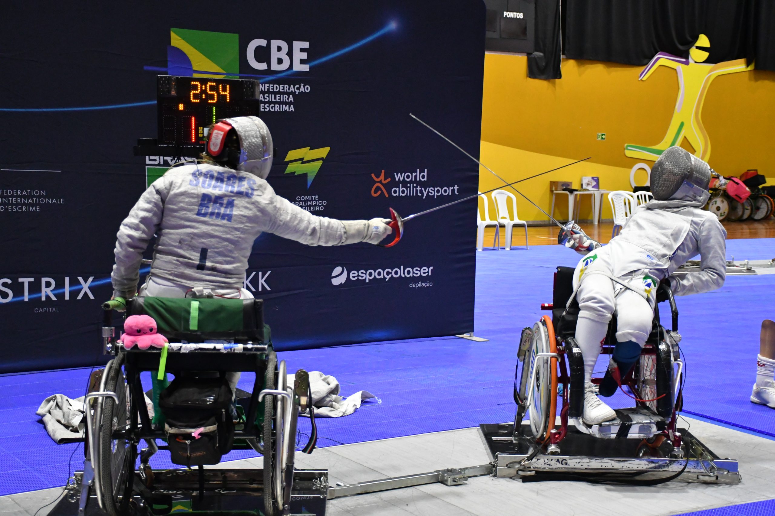 Seis atletas que irão aos Jogos Paralímpicos conquistam títulos na abertura do Campeonato Brasileiro