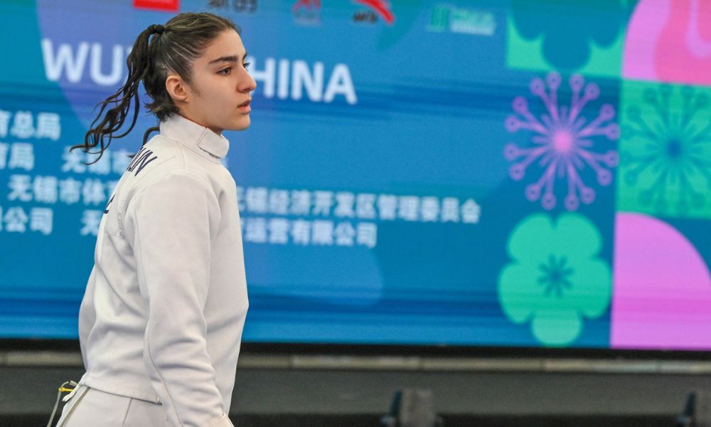 Pietra Brazolin fica entre as 64 melhores no Mundial de espada cadete