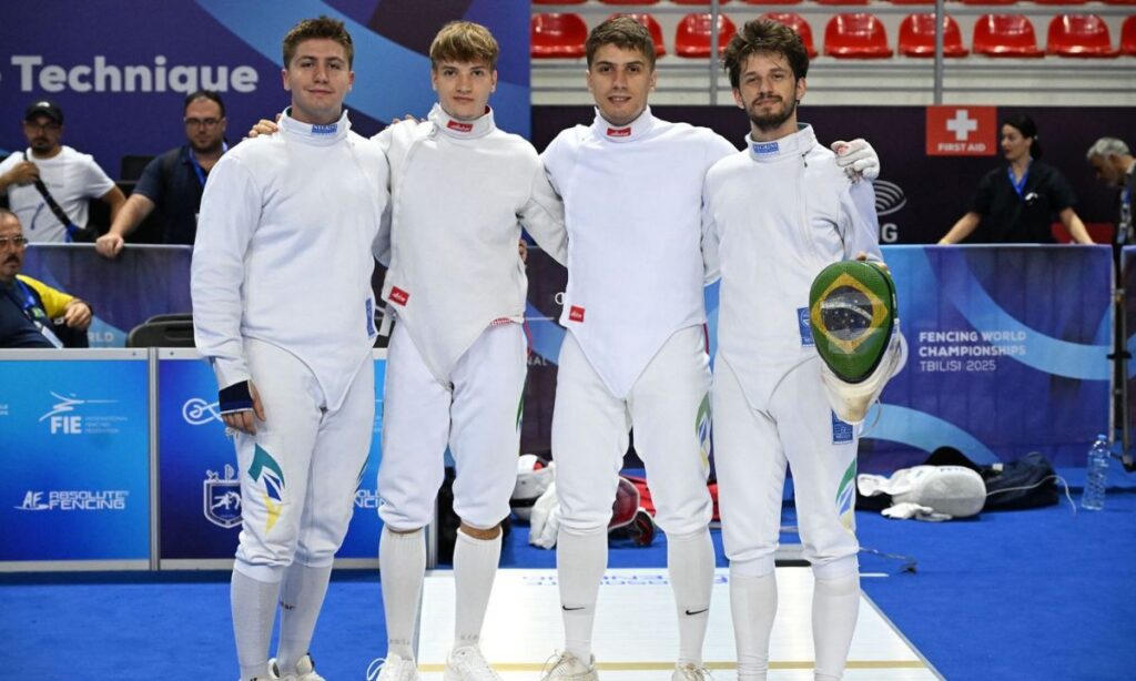 Equipe masculina da espada venceu a Croácia, mas foi eliminada por Israel no Mundial de esgrima