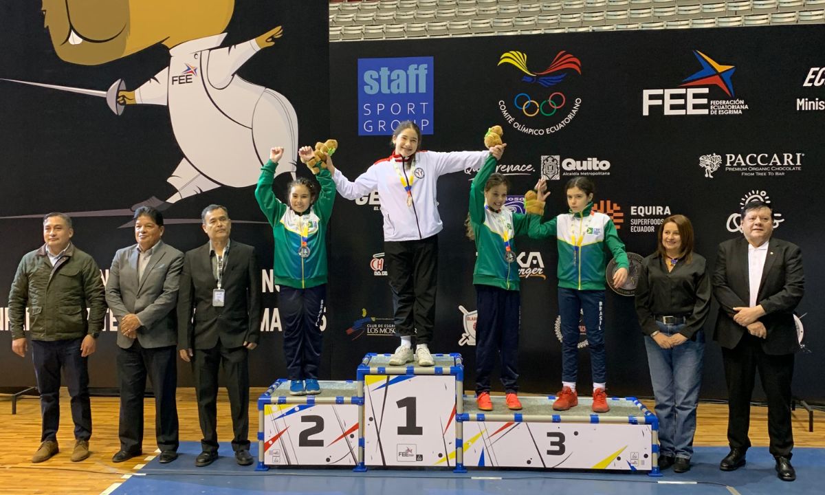 Julia Canashiro conquistou a medalha de prata, enquanto Maya Schneider e Manuela Hansen terminaram com o bronze.