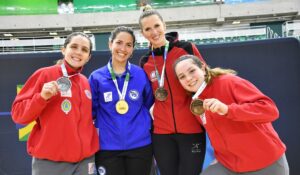 Maria Doig Calderón é campeã da espada feminina no Torneio Nacional Cidade do Rio de Janeiro