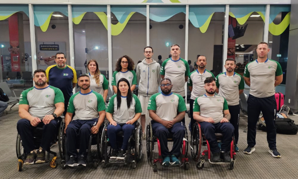 Delegação brasileira que foi para a Copa do Mundo de Paraesgrima na Tailândia