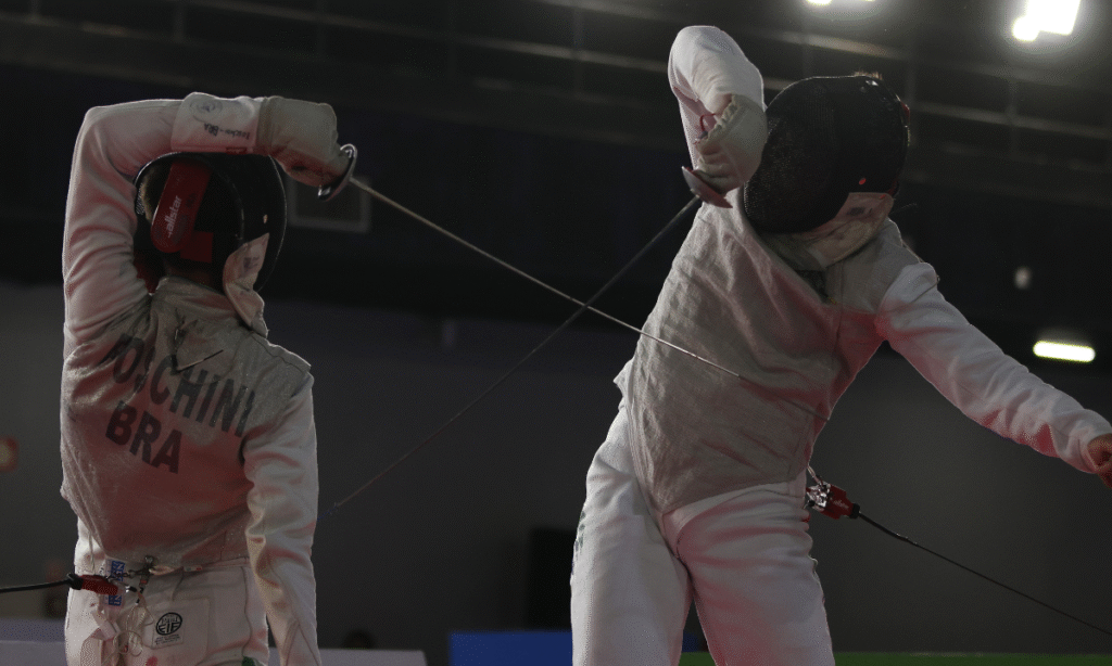 Guilherme Vianna e Luiz Foschini se enfrentam