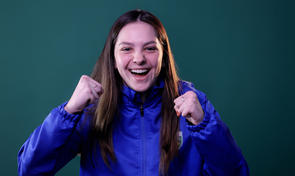 Laura Correia bronze na Copa do Mundo Cadete e Junior de espada