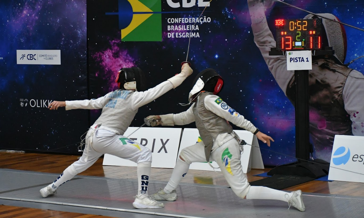 Festival Infantil Mestre Pereira define campeões da espada sub-11 e do florete sub-13 no Rio de Janeiro (Foto: Rosele / CBE)