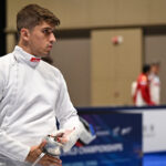 Alexandre Camargo durante a disputa da espada individual no Mundial de Esgrima Hong Kong 2026